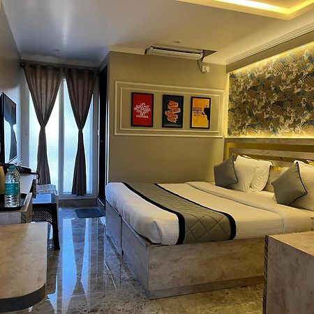 Hotel Lg Suites Bengaluru Kültér fotó