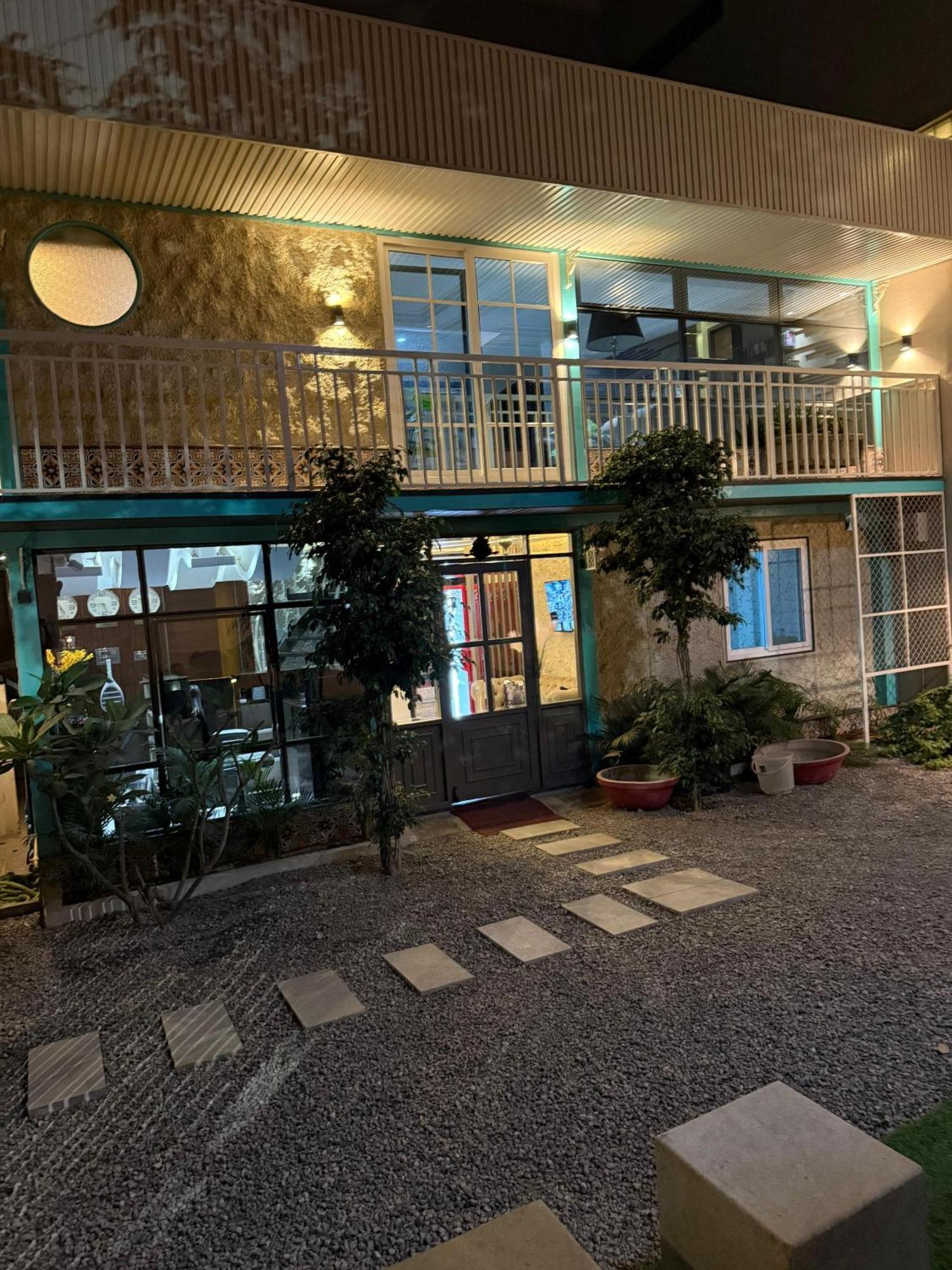 Hotel Lg Suites Bengaluru Kültér fotó